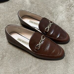 ZARA Brown Leather Loafers With Silver Chain